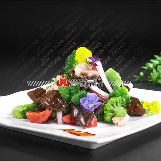 Салат из морепродуктов с брокколи