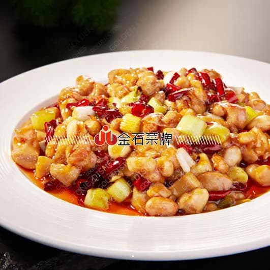 Мясо курицы с арахисом под соусом
